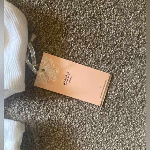 white spaghetti strap fashion top - Picture 7 of 9